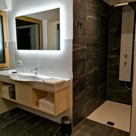 Dağ evi Studler Hofchalets